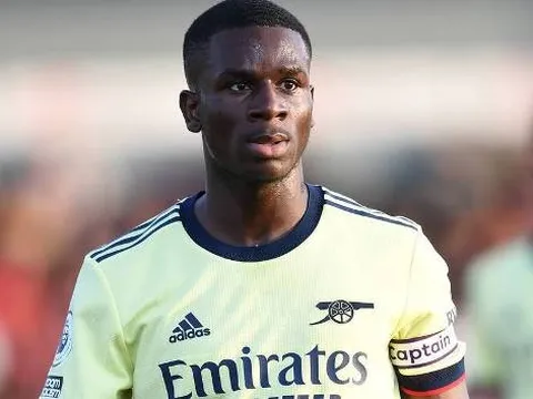 CHÍNH THỨC! Arsenal chia tay hậu vệ 22 tuổi