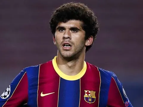 CHÍNH THỨC! Barca bán thêm 1 ngôi sao