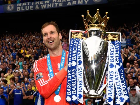 CHÍNH THỨC! Chelsea công bố danh sách dự Premier League: Cú sốc Petr Cech!