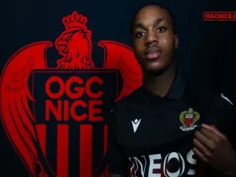 XONG! Chia tay Man United, "ma tốc độ" chuyển đến Ligue 1