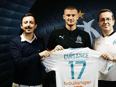 CHÍNH THỨC! Đáp lễ đối tác, Bayern dâng hiến "ngọc quý nổi loạn"