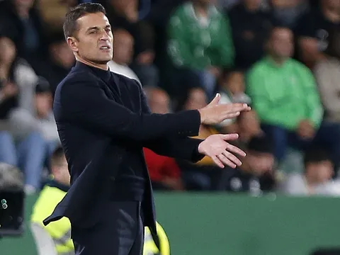 CHÍNH THỨC: HLV La Liga đầu tiên mất việc