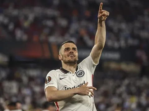 CHÍNH THỨC: Juventus công bố tân binh thứ 5