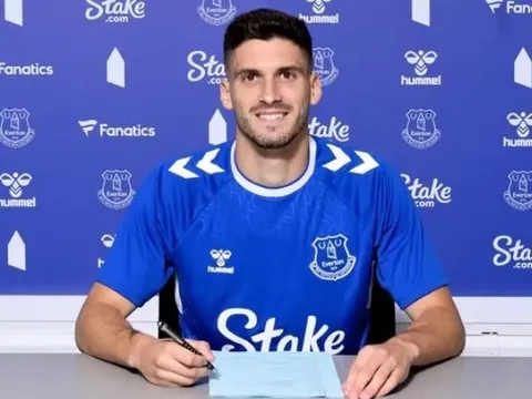 CHÍNH THỨC: Lampard đón tân binh thứ 2