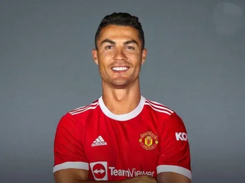 CHÍNH THỨC! Manchester United đưa Ronaldo về nhà