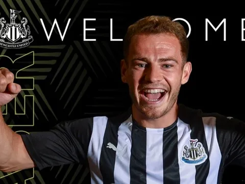CHÍNH THỨC! Chớp lấy thời cơ, Newcastle cho ra mắt tân binh thứ 4