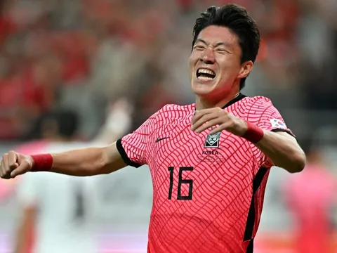 CHÍNH THỨC: Nottingham Forest công bố tân binh thứ 17