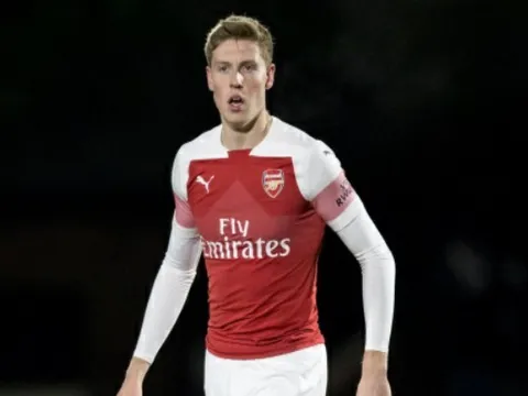 CHÍNH THỨC! Rời Emirates, sao trẻ Arsenal chuyển đến Giải hạng ba