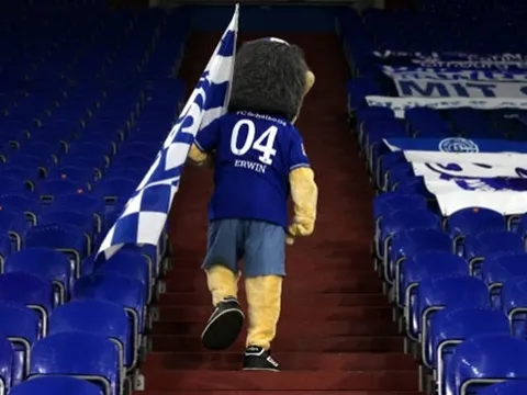 CHÍNH THỨC! Schalke 04 chia tay Bundesliga sau 30 năm