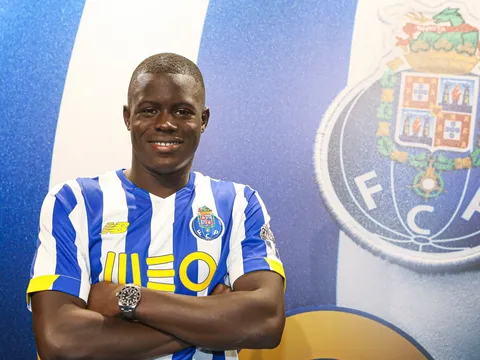 CHÍNH THỨC! Vừa cập bến Stamford Bridge, tân binh đã chia tay Chelsea