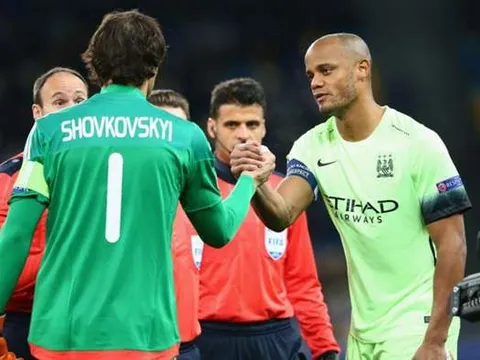 Ukraine chọn trợ lý HLV 45 tuổi vào danh sách thi đấu trận thua Pháp