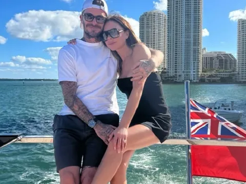 Choáng ngợp với vẻ đẹp không tuổi của David Beckham