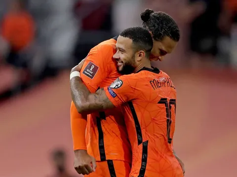 Chơi như lên đồng giúp Hà Lan đại thắng, Depay nhận điểm gần tuyệt đối