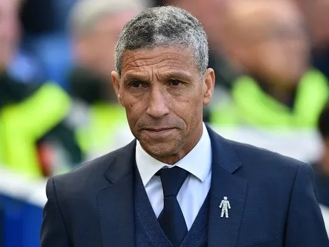 Tính thay ''thuyền trưởng'', đội bét bảng Premier League lên danh sách ứng viên