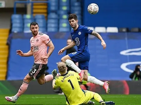 Christian Pulisic đi bóng như Messi, biến 3 cầu thủ Sheffield thành "trò hề"