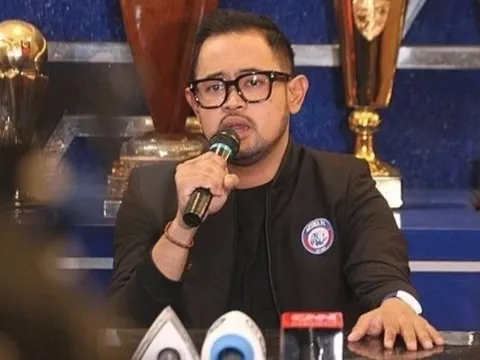 Chủ tịch CLB Arema nhận trách nhiệm sau vụ bạo loạn ở sân Kanjuruhan