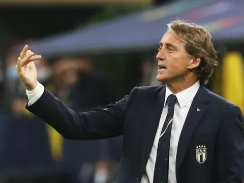 Chủ tịch LĐBĐ Ý nói về tương lai của Mancini