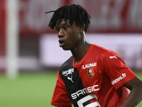 Chủ tịch lên tiếng, Man Utd thực sự đang tìm người thay thế Pogba?