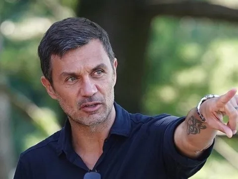 Giroud thôi chưa đủ, thêm 2 cái tên nữa hạ cánh xuống Milan