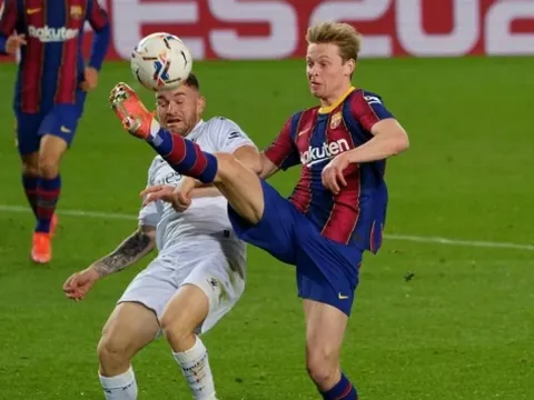 "Chức vô địch nằm trong tay Barcelona..."