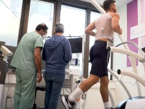 Bộ ảnh tân binh mùa hè ra mắt PSG