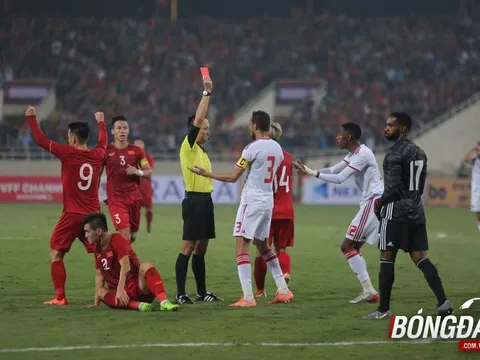 Chuyên gia Việt Nam: "Thẻ đỏ cho UAE có hơi nặng tay"