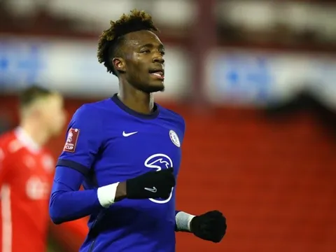 Chuyển nhượng Arsenal: Pháo thủ gặp gỡ người đại diện của Abraham