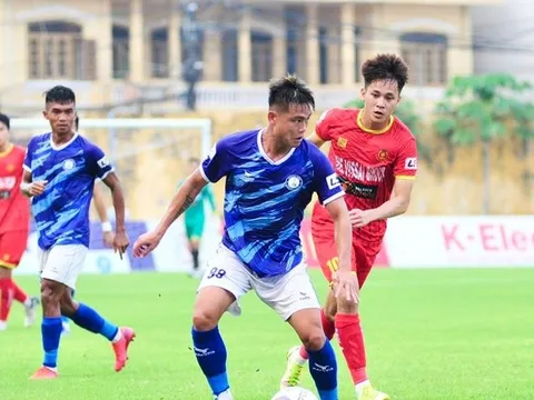 CLB Công an Nhân dân và Khánh Hòa chia nhau vị trí dẫn đầu