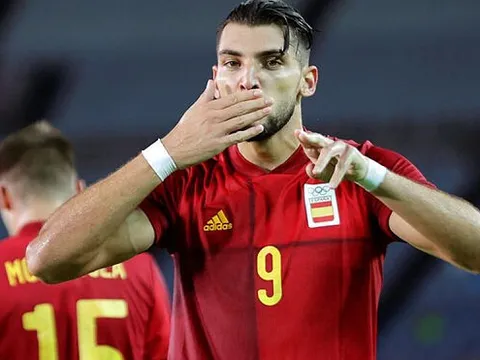 CLB Premier League xác nhận, Á quân Olympic chính thức đầu quân cho Sevilla