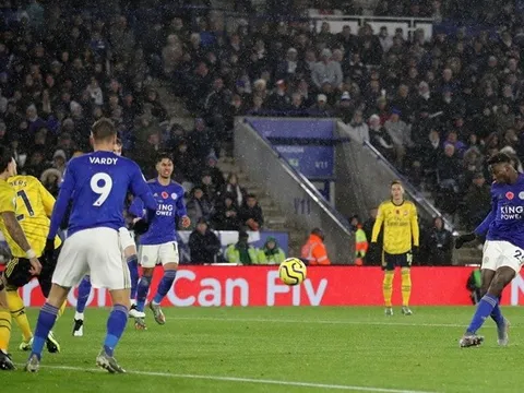 'Có 1 khoảng cách lớn giữa Arsenal và Leicester'