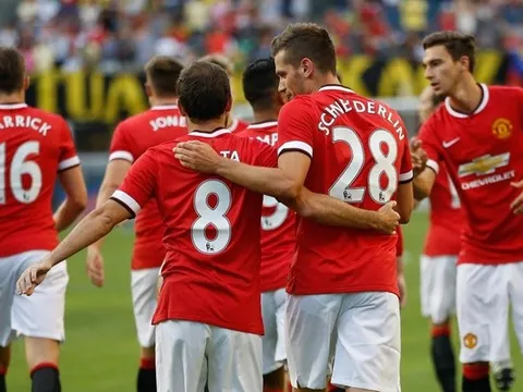 'Có lẽ tôi đã rời Man Utd quá sớm khi có 3 tháng không được thi đấu'