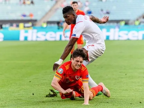 'Cỗ máy' từng từ chối Man Utd đang bùng cháy ở EURO 2020