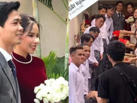 Công Phượng lên xe hoa cùng dàn bê tráp "xịn sò" vạn người mê