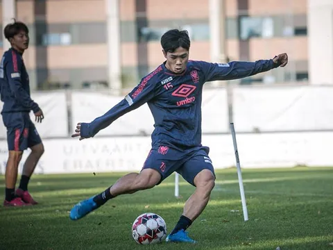 Công Phượng sánh vai "Messi Hàn", ra sức tập luyện chờ cơ hội ra sân ở Sint-Truiden