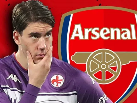 Conte trả lời câu hỏi phi vụ Arsenal mua Vlahovic