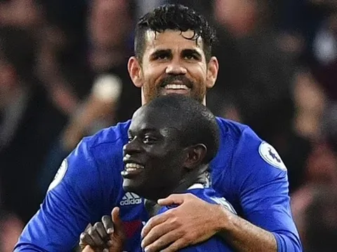 Costa từng khỏa thân trêu chọc Kante