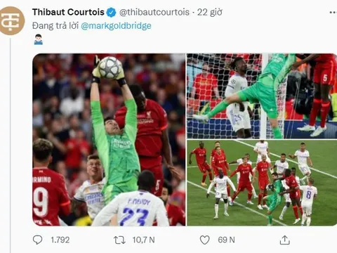Courtois đáp trả khi bị so sánh với De Gea