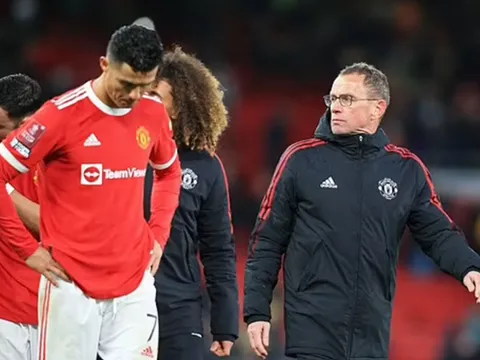 Ronaldo bất hòa với Rangnick