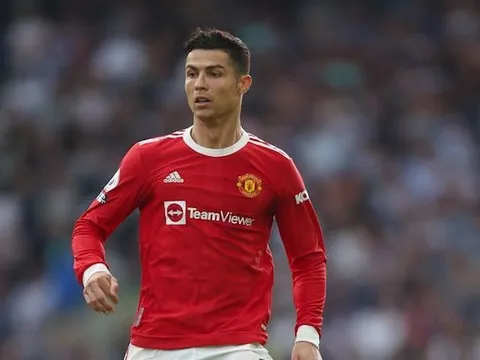 Steve McClaren hé lộ kế hoạch cho Ronaldo từ nửa năm trước