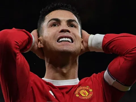 Bị định giá thấp hơn sao Man City, Ronaldo thẳng tay chặn Transfermarkt