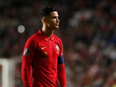 Cristiano Ronaldo đau đầu vì một vấn đề ở tuyển Bồ Đào Nha