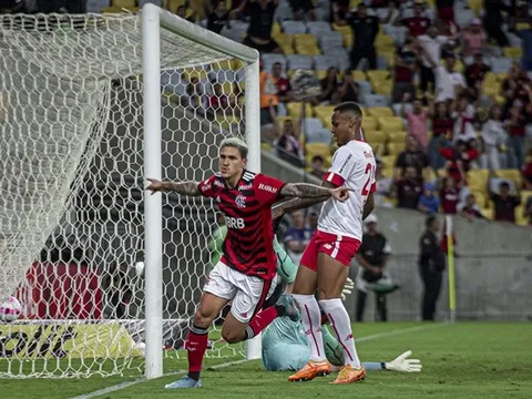 Cú hat-trick 5 phút đỉnh hơn Haaland thách thức Jesus và Richarlison