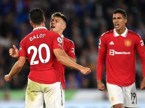 Cú hích khiến Martinez thán phục và giúp Man Utd lột xác