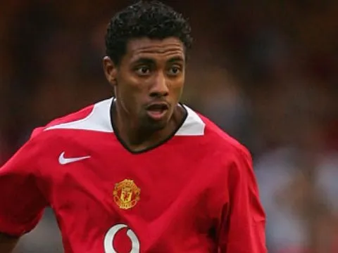 "Cú lừa thế kỷ" của Man Utd hết lời khen ngợi "bom xịt 52 triệu"