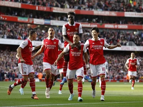 Cú nhấc chân thiên tài của Gabriel Magalhaes và thứ bóng đá tổng lực của Arteta