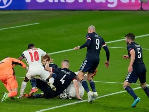 Cục diện bảng D: Làm sao để Anh và Scotland đi tiếp?