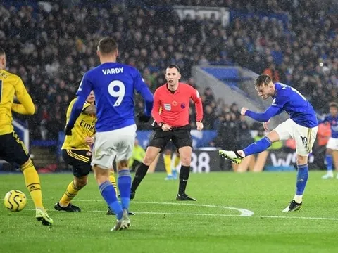 'Nhạc trưởng trong mơ' chần chừ, mở ra cơ hội lớn cho Man Utd