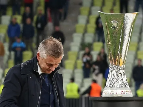 'Hãy mang anh ấy về thay Ole!'