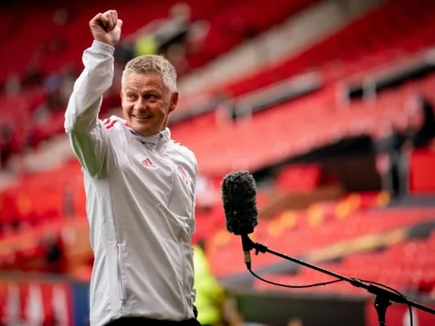 Cùng Ronaldo, 2 hỏa lực trở lại giúp Man Utd đại phá xứ sương mù
