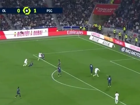 Cựu sao Arsenal buộc Ramos 'cosplay' Boateng